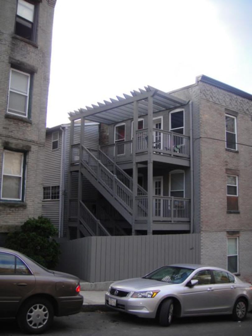NIce 4 bed in Mission Hill – photo 4