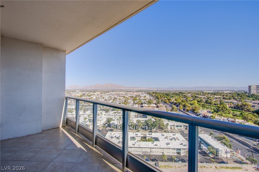 322 Karen Avenue – photo 2