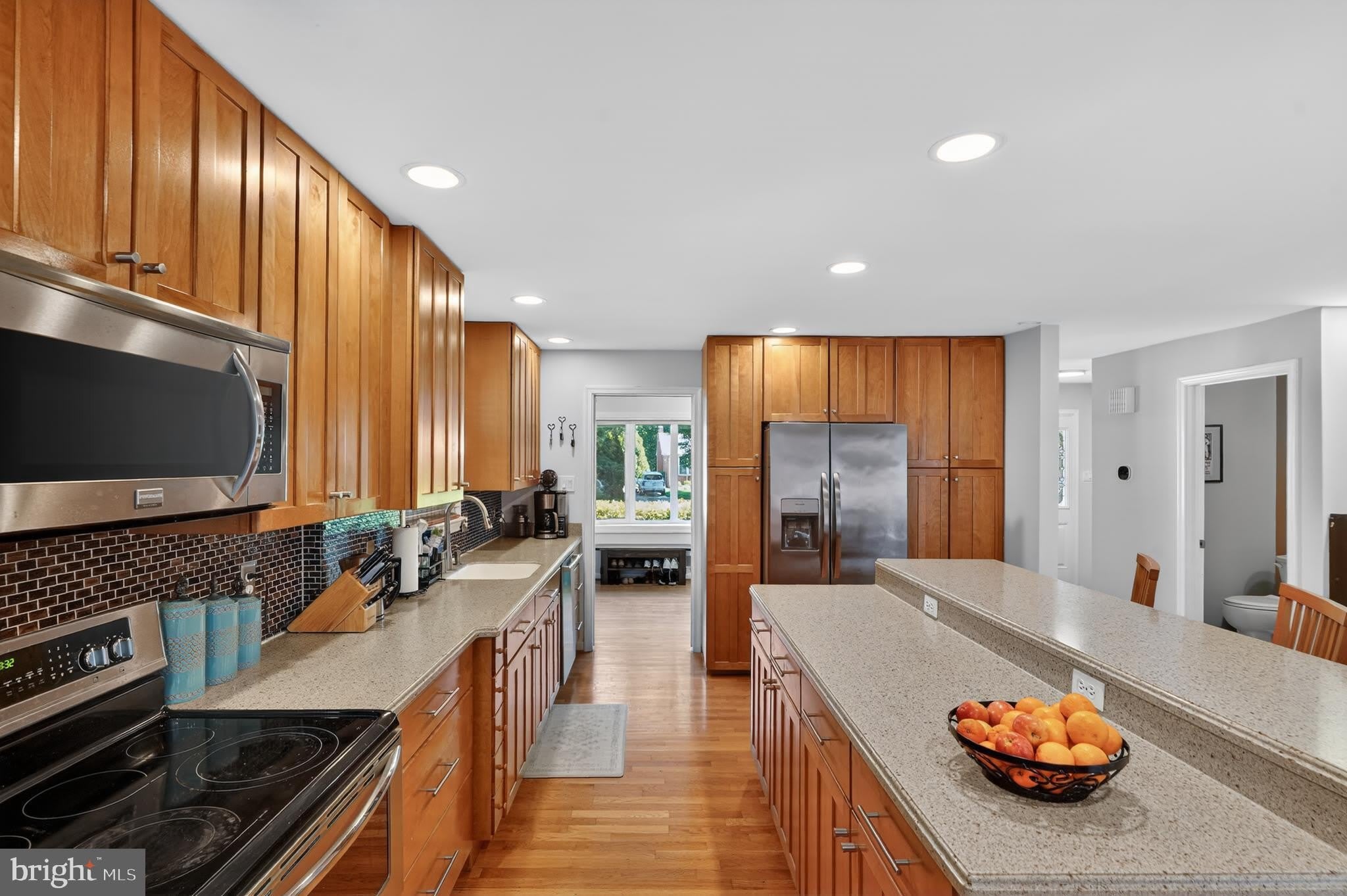10207 ANTIETAM Avenue – photo 5