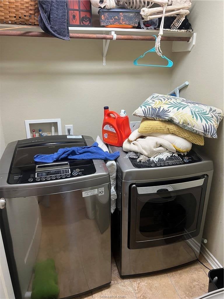 2810 Silver Oak Drive – photo 5