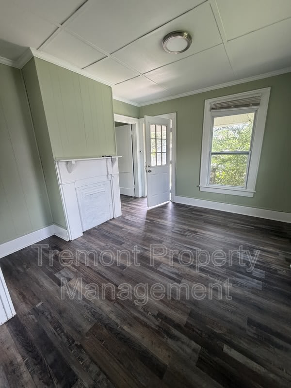714 Henderson Avenue – photo 3