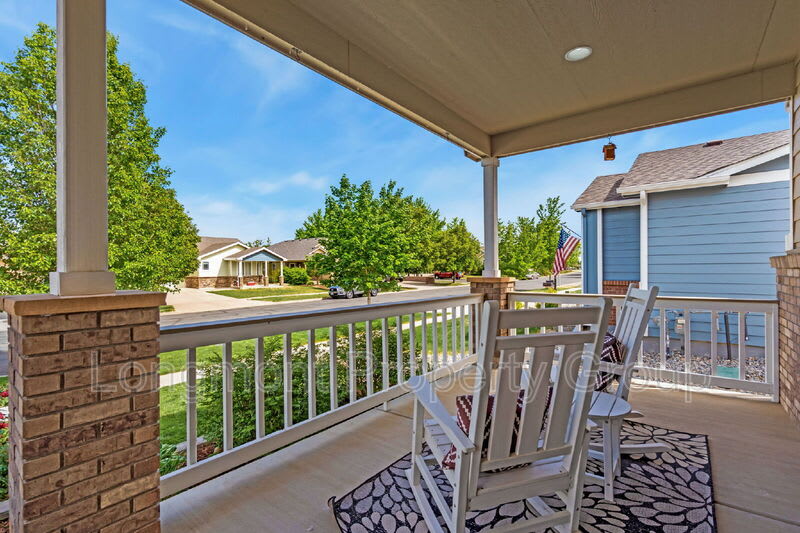 565 Pyramid Peak St – photo 4