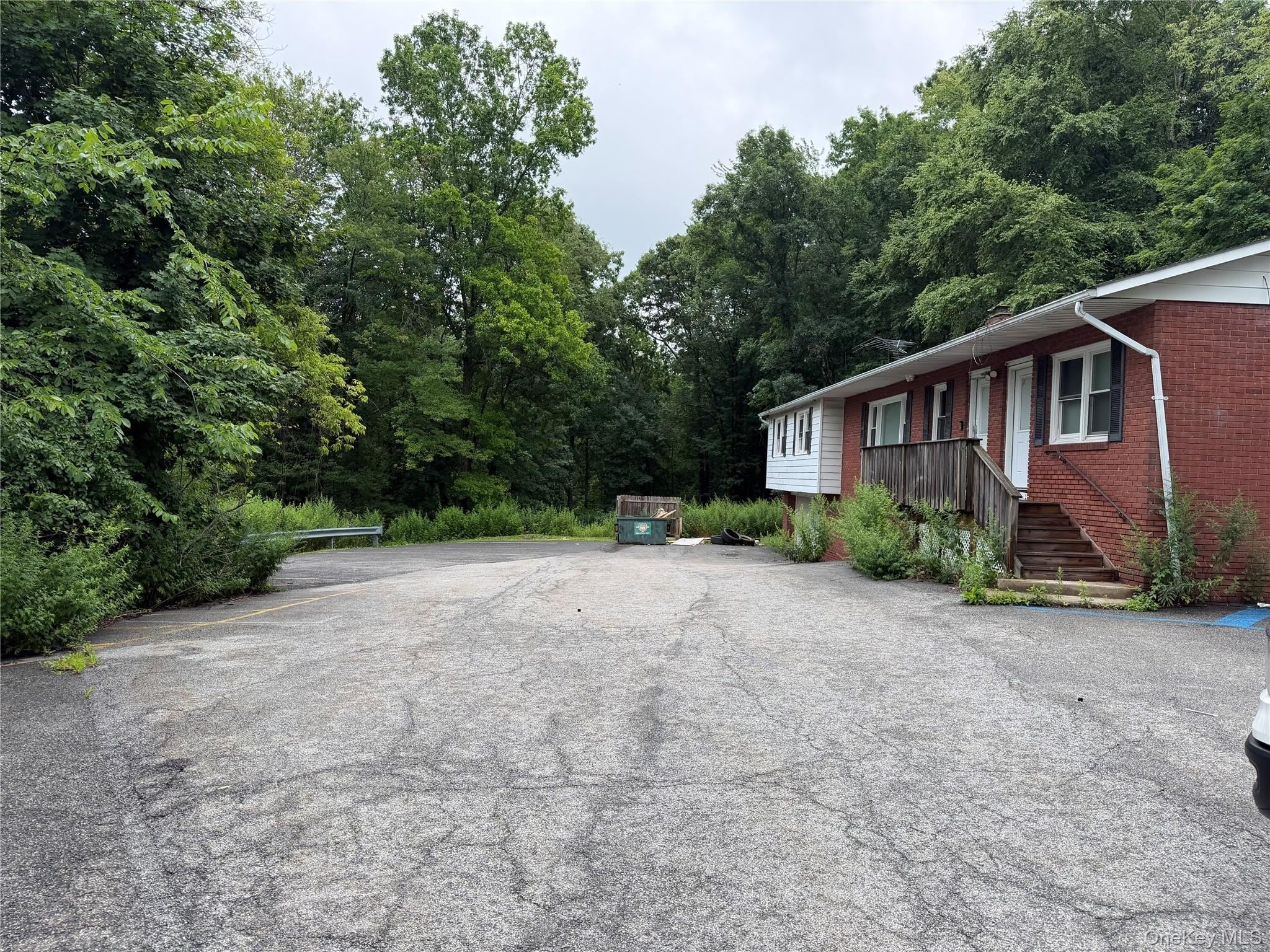 3 Brookside Avenue – photo 3