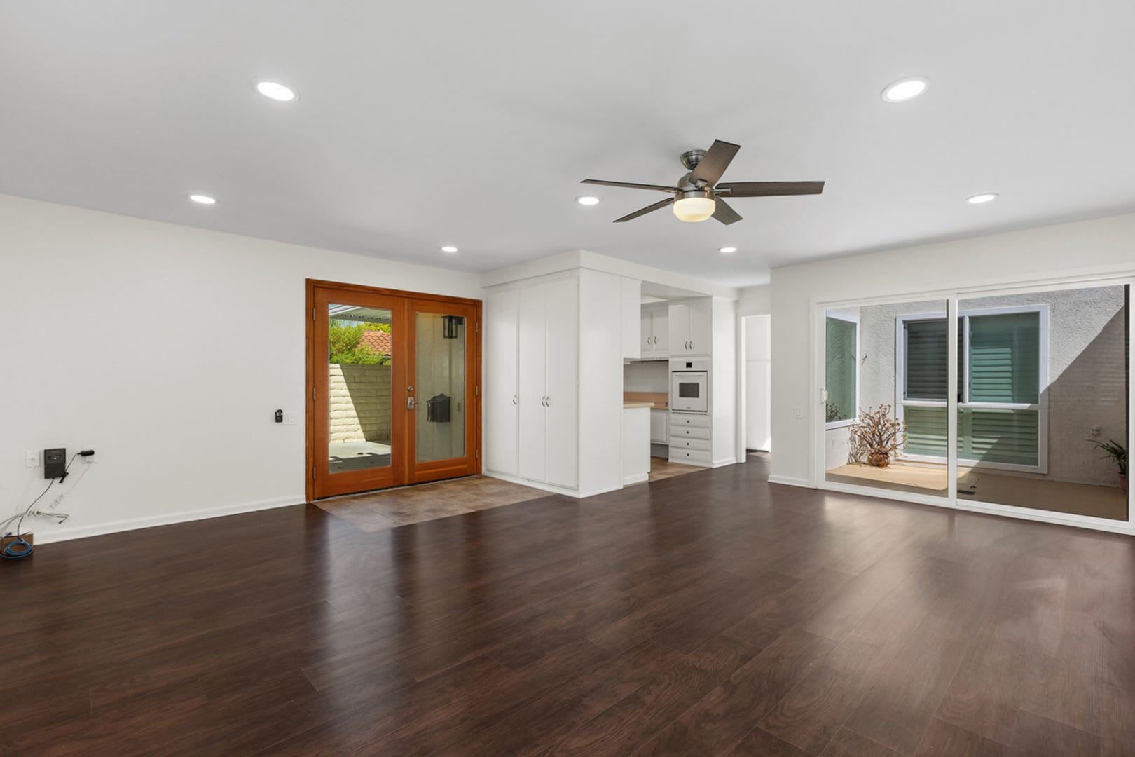 Bright & Beautiful Home in Laguna Woods Village – Resort-Style 55+ Living – photo 2
