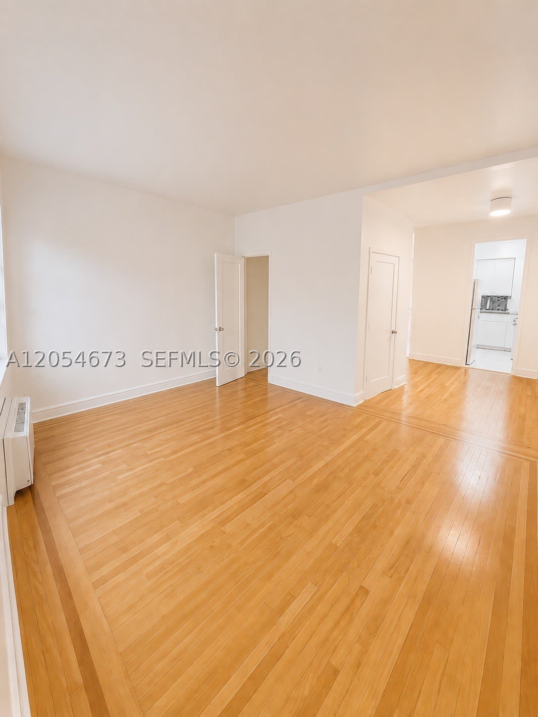 322 25th St – photo 2