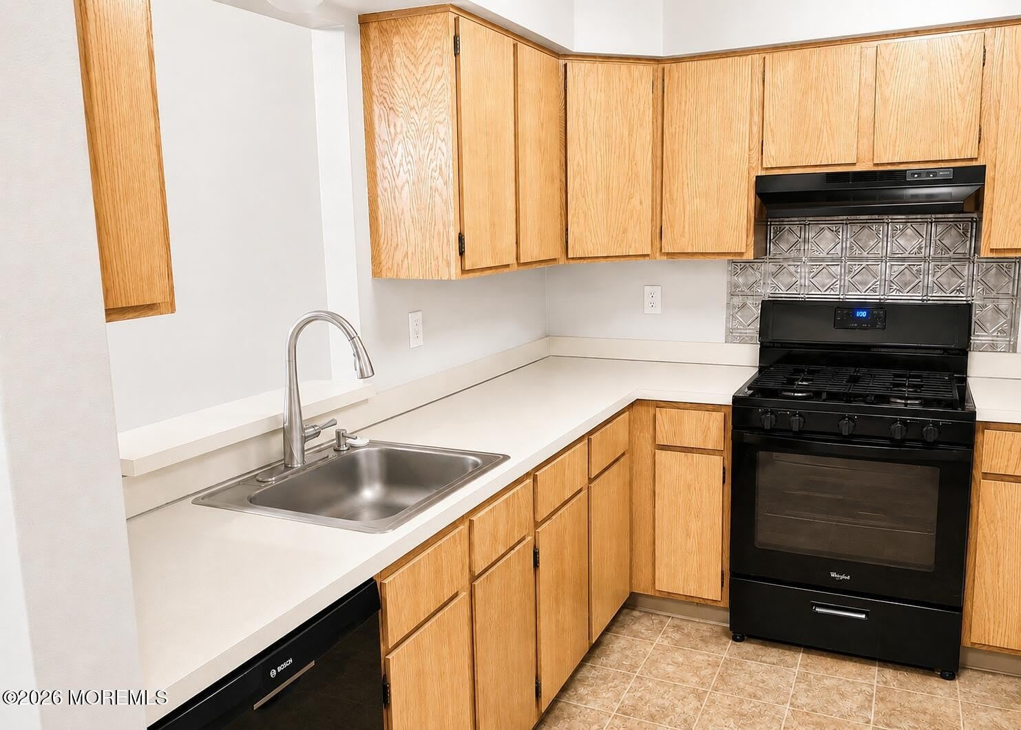 113 Dundee Court – photo 5