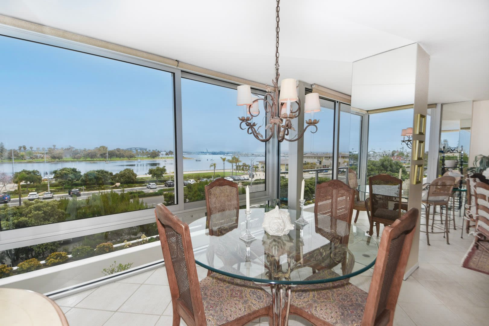 1770 Avenida Del Mundo 206 – photo 4