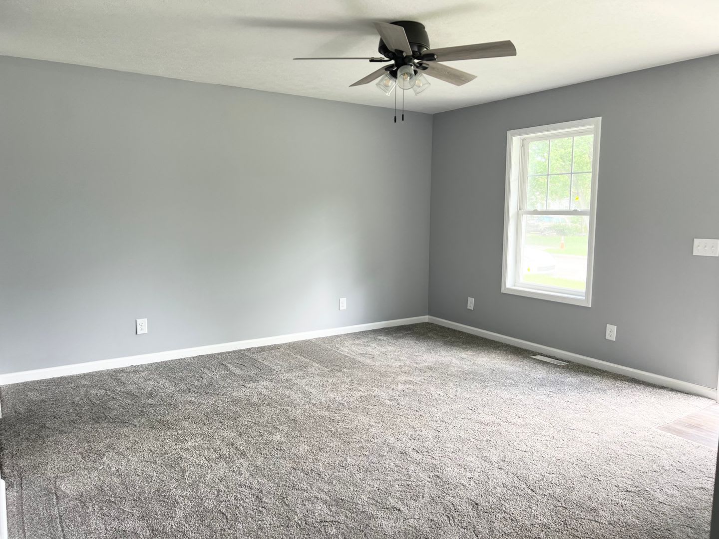Beautiful Newer Construction 2-Bedroom Home – Modern, Move-In Ready & Available Now! – photo 3