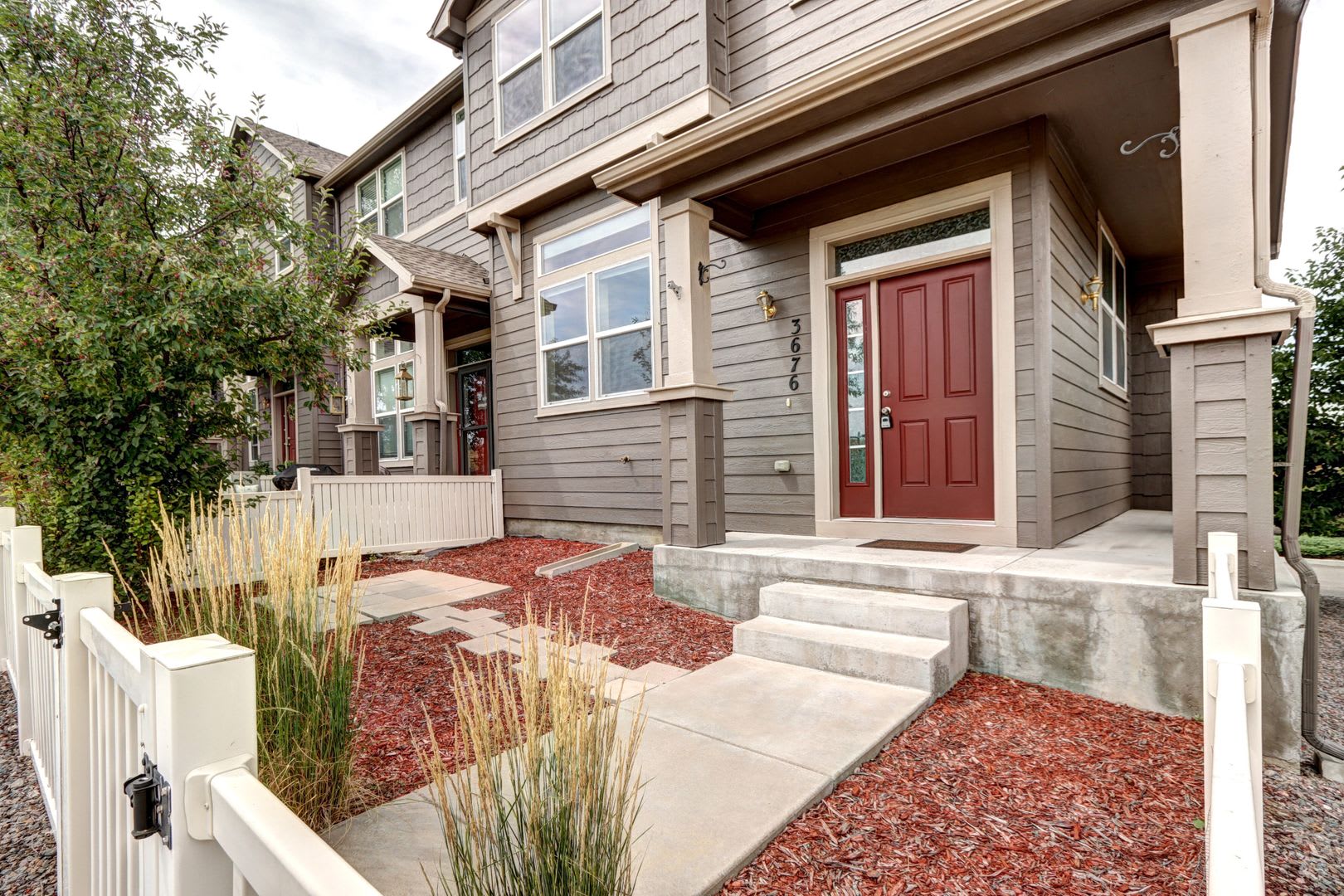 3 bed 3 bath Townhome in Morgans Run Castle Rock! – photo 2