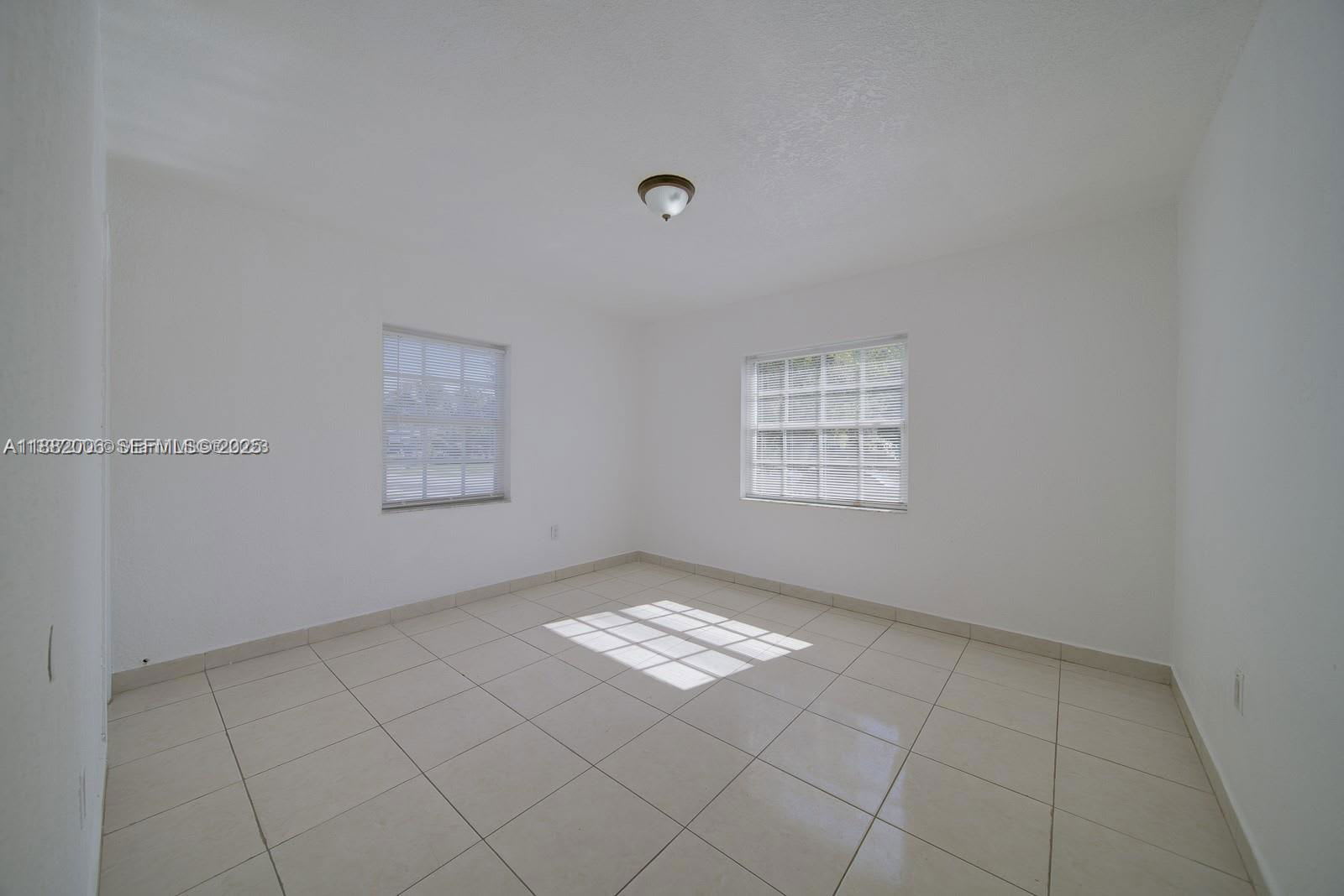 1471 Northwest 93Rd Street – photo 2