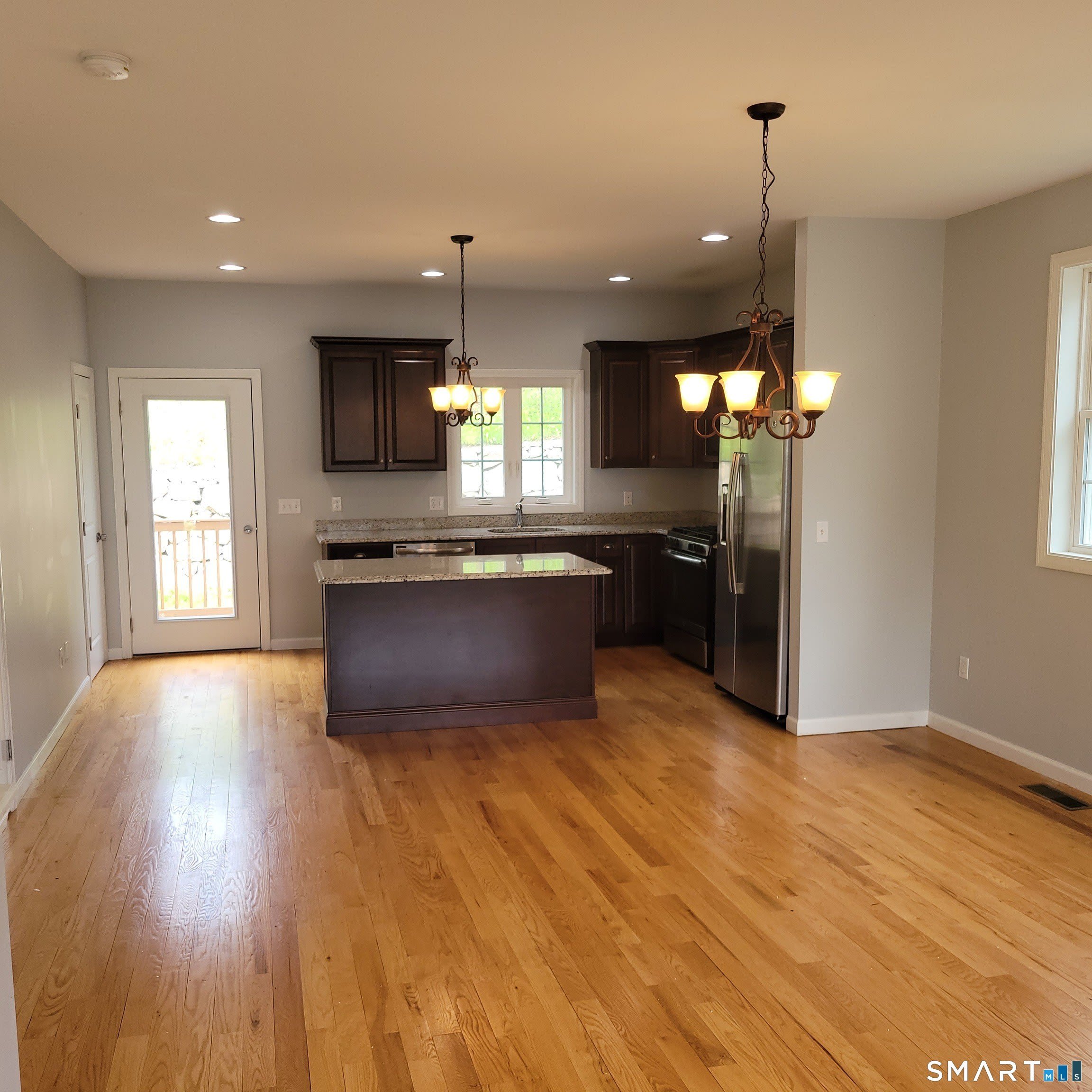 19 Oak Meadows Drive – photo 2