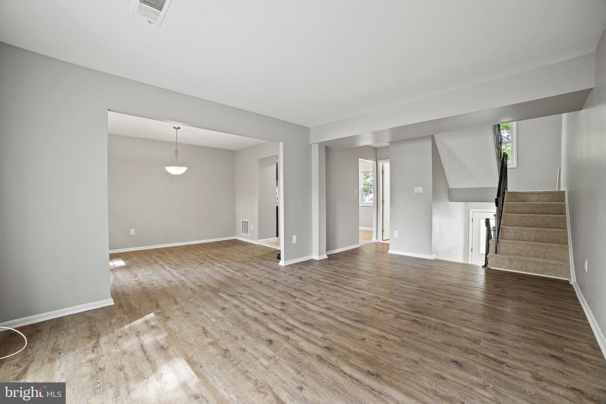 9328 Humphries Drive – photo 3