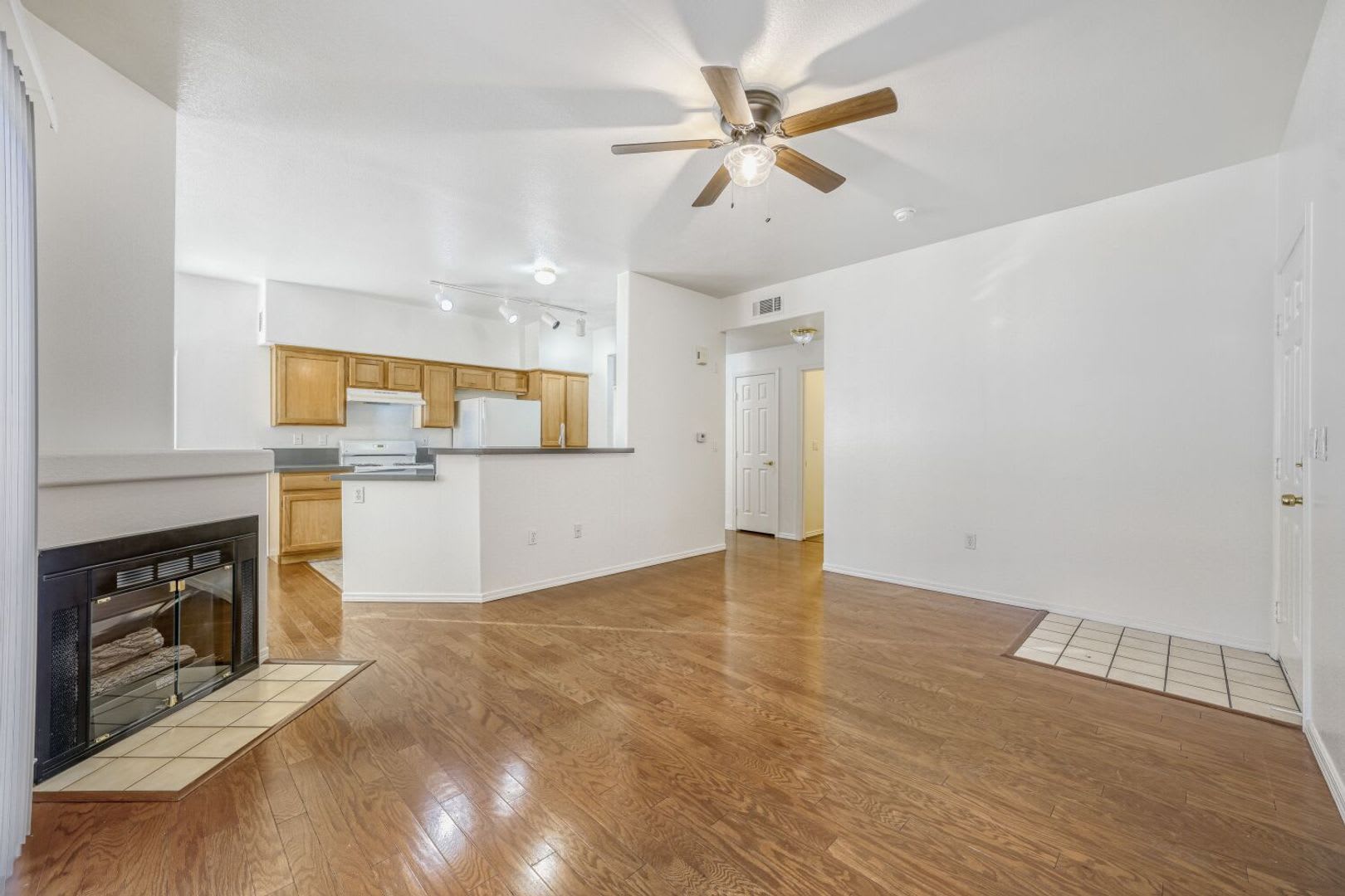 Adorable 1st Floor Condo In Gated Community! – photo 4