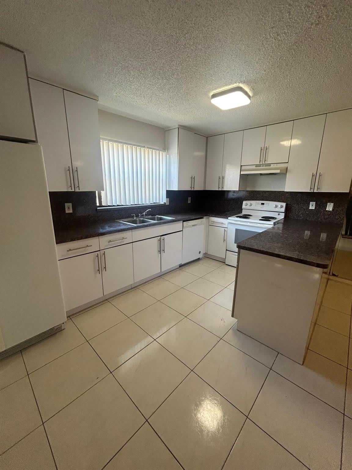 5821 Swordfish Court – photo 2