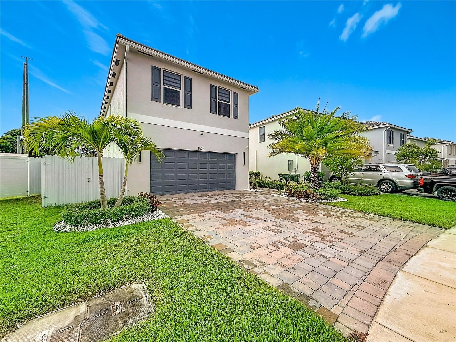 1692 SE 7TH Court – photo 4