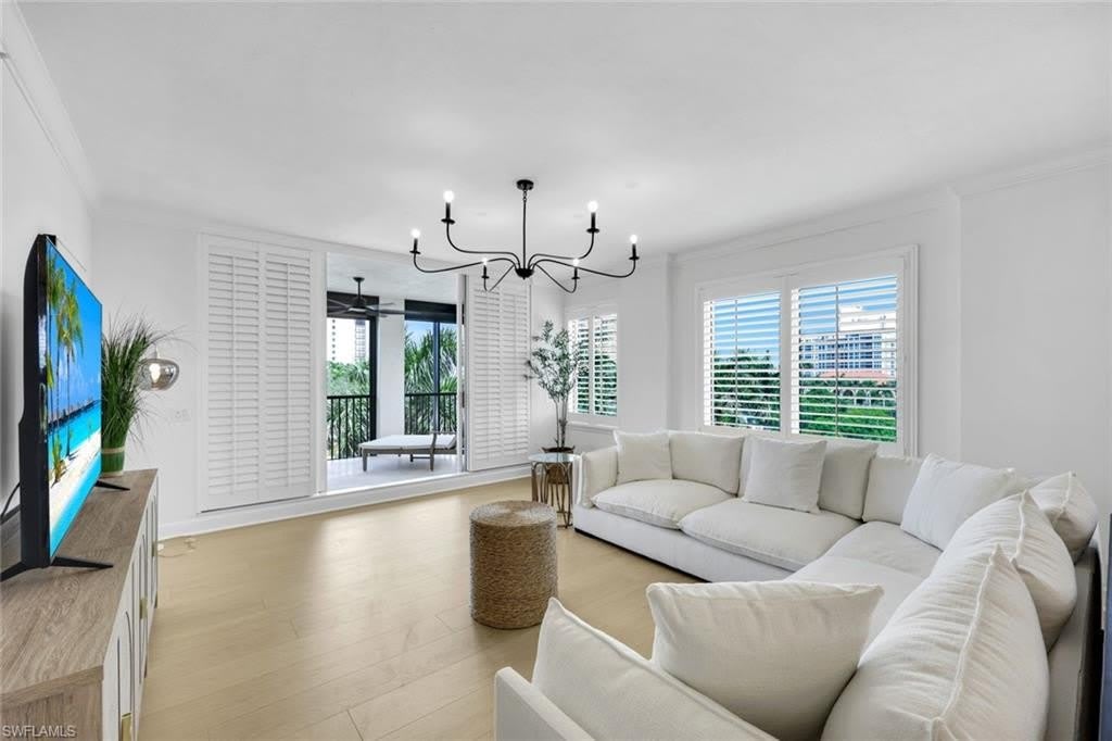 8720 Bay Colony Dr – photo 3