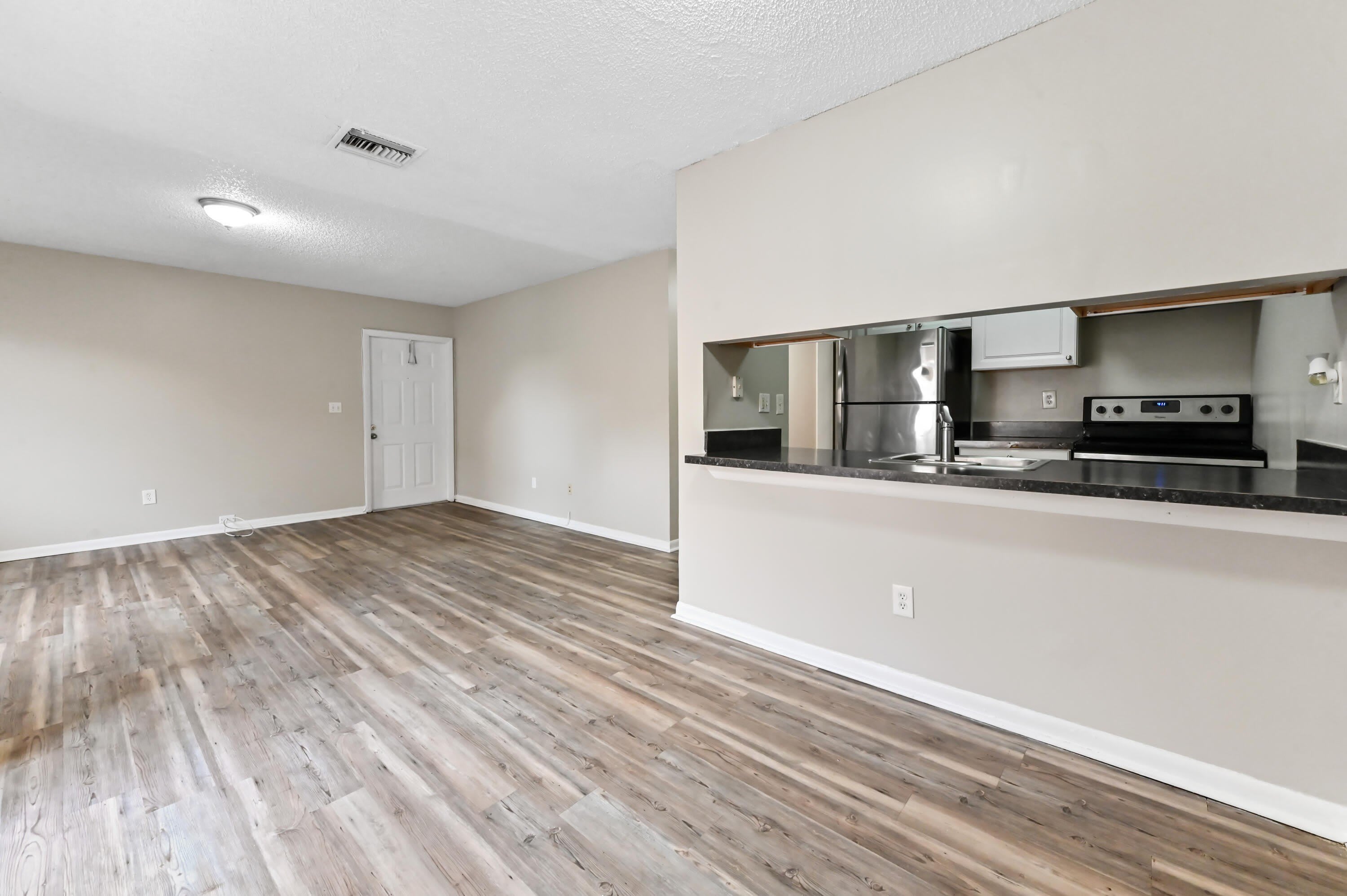 6041 10th Avenue N – photo 4