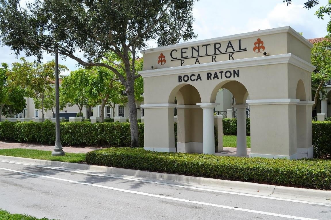 8305 NW 7th Court – photo 2
