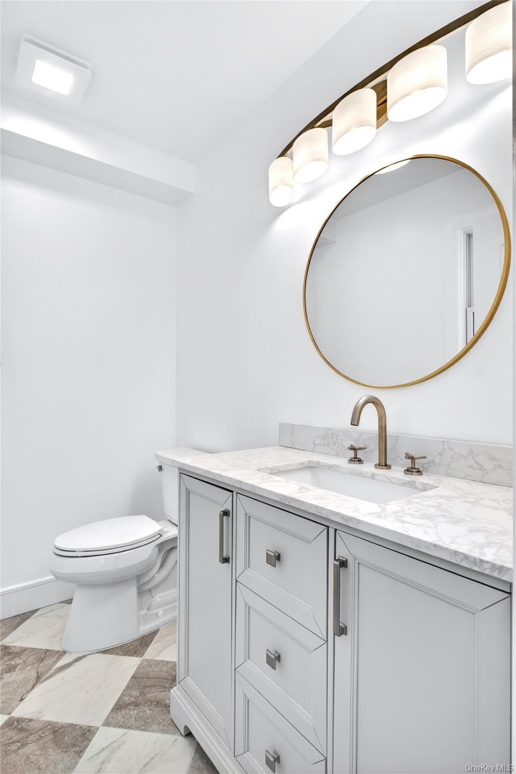 37 Corchaug Avenue – photo 5