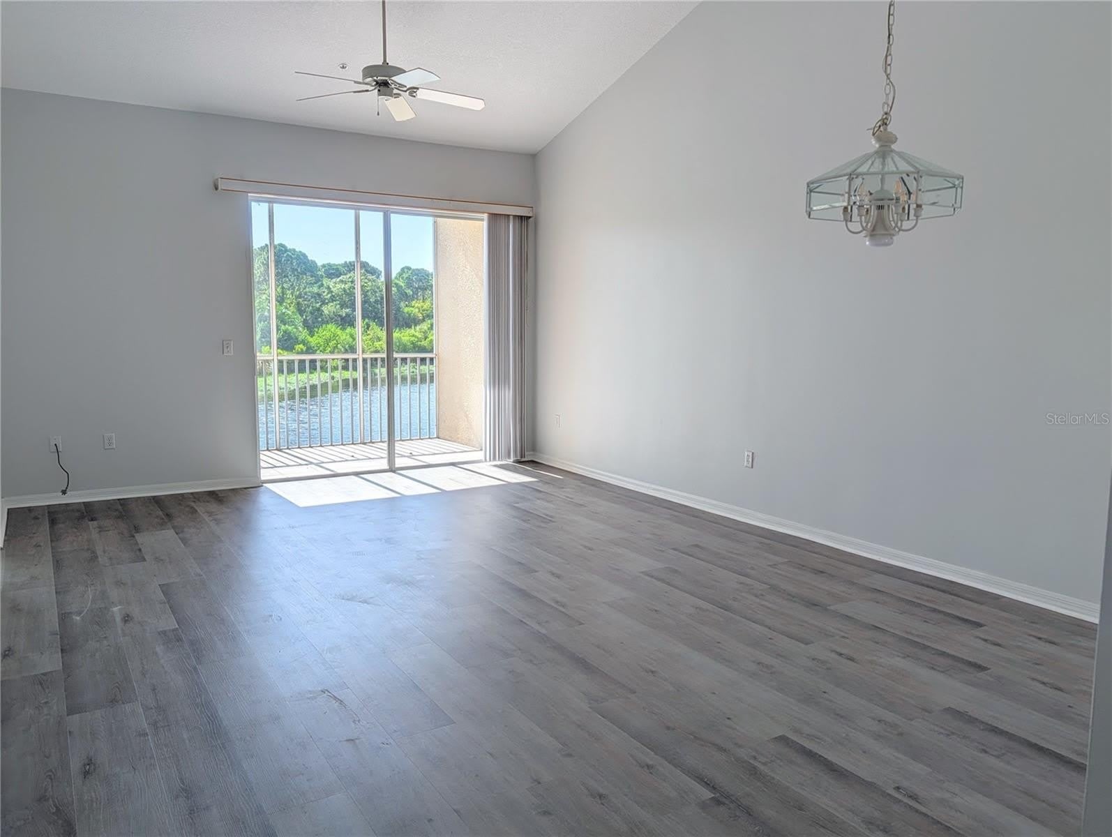 8390 Wingate Drive – photo 2