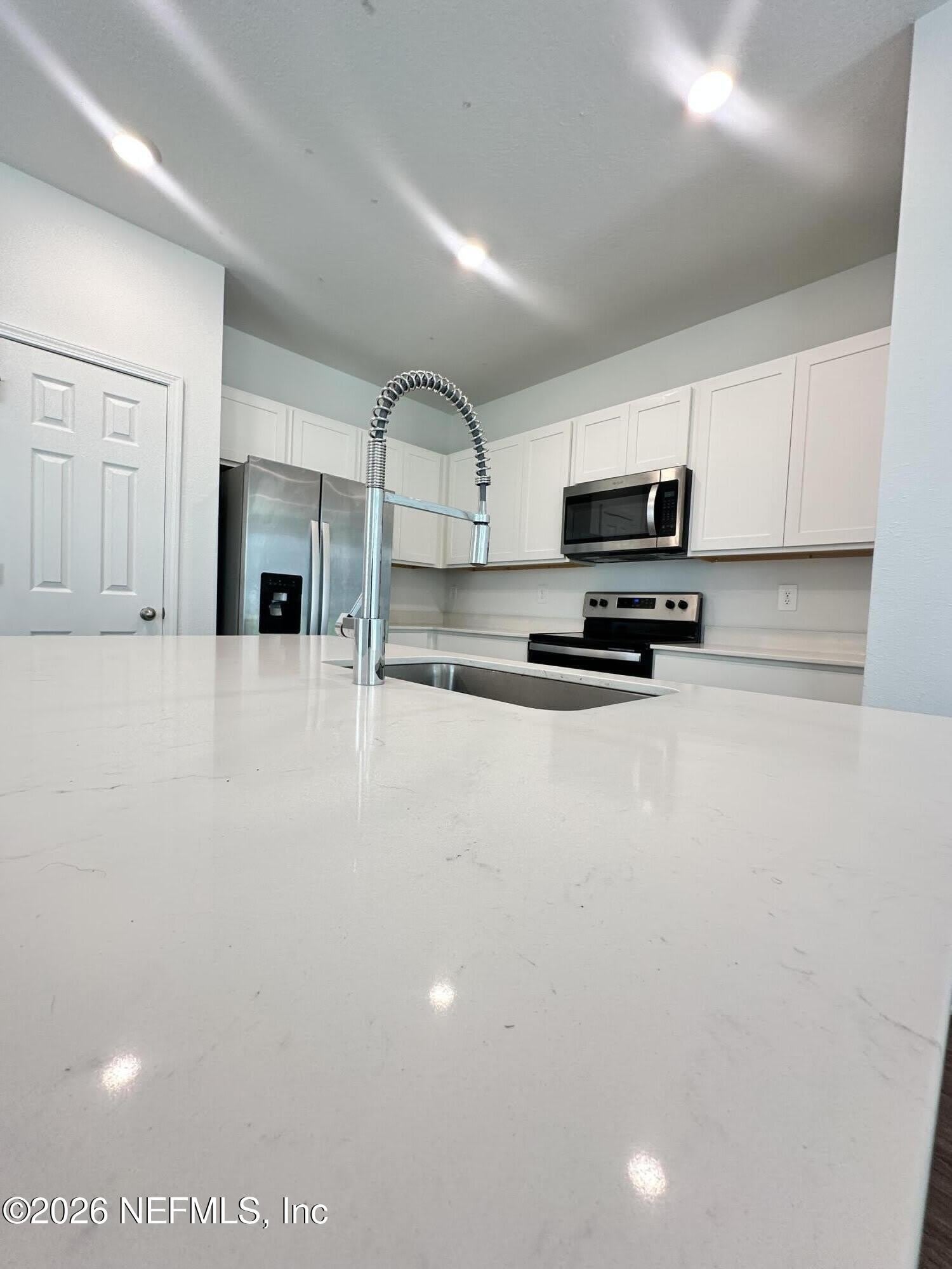 12725 WHELAN Avenue – photo 4