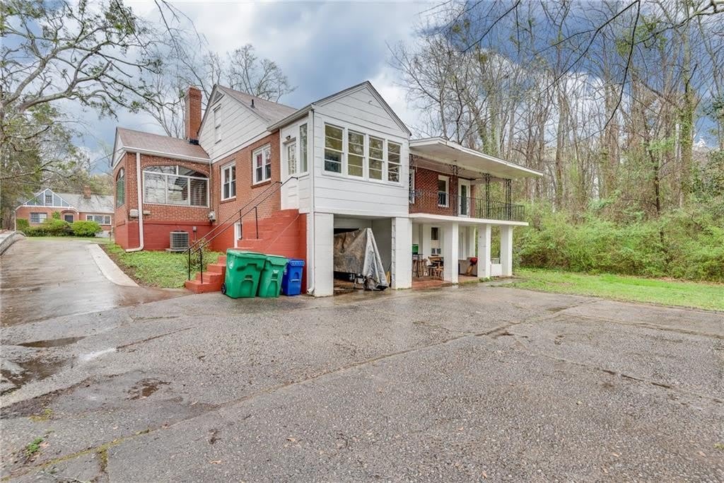1287 Eastland Road SE – photo 5