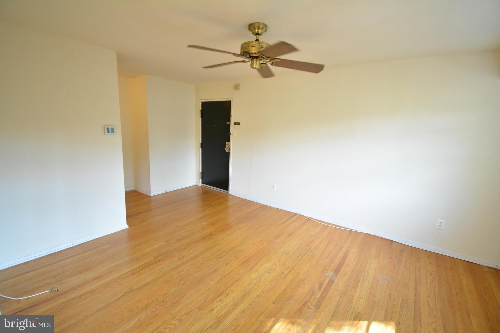 3413 CRESSON Street – photo 3