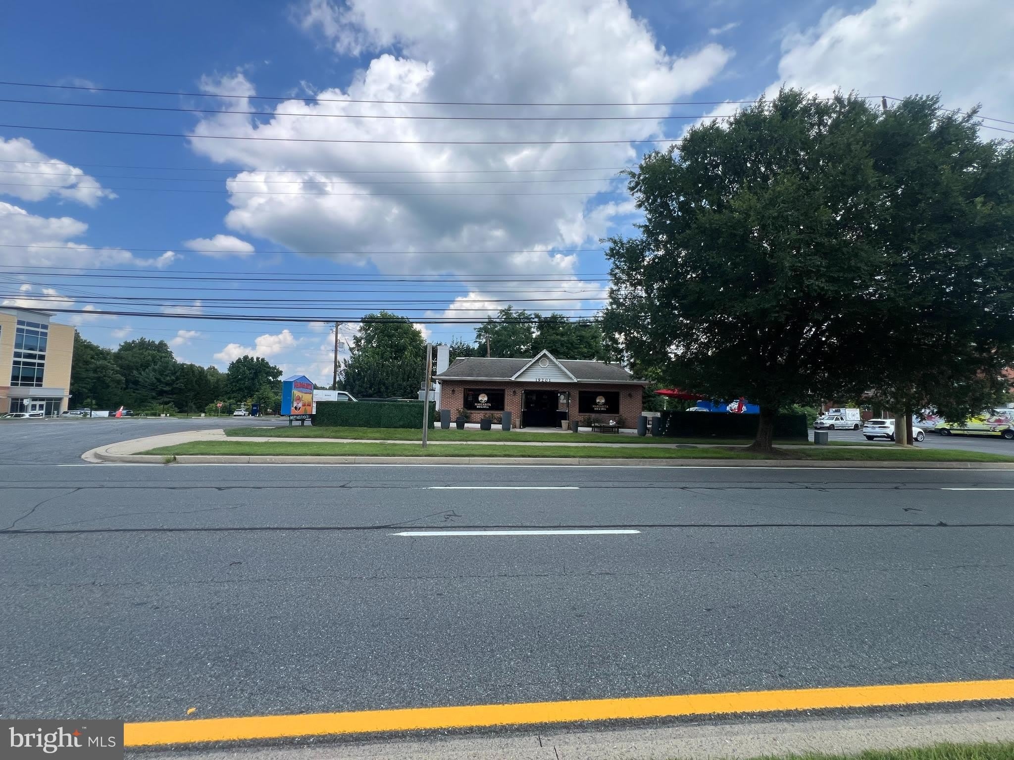 19201 FREDERICK Road – photo 1