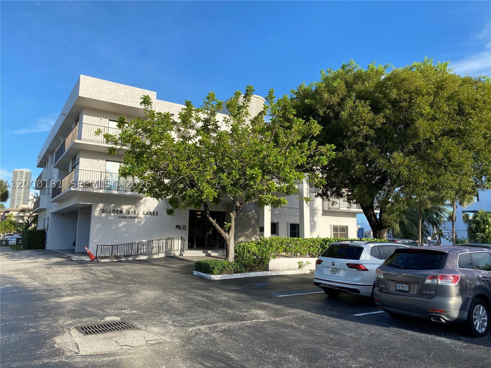 1900 Diana Dr – photo 2