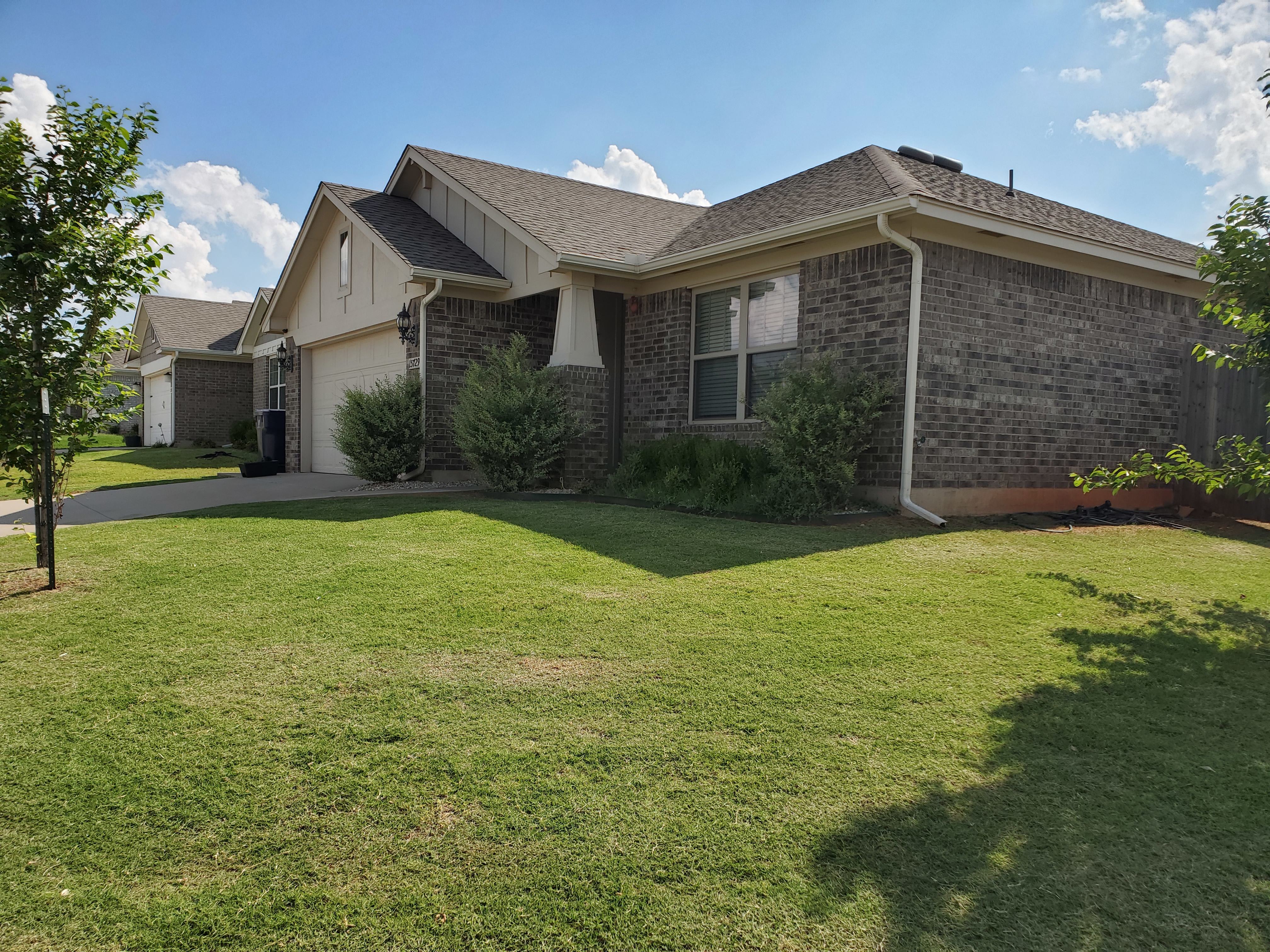 15729 Capulet Dr – photo 4