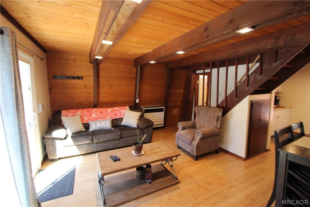 255 Riverside Avenue – photo 2