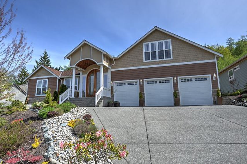 4820 Beaver Pond Drive South – photo 1
