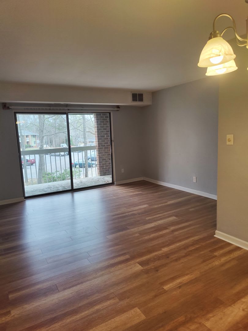 Three bedroom, 2 bath condo in Raleigh-$250 off first month! – photo 4