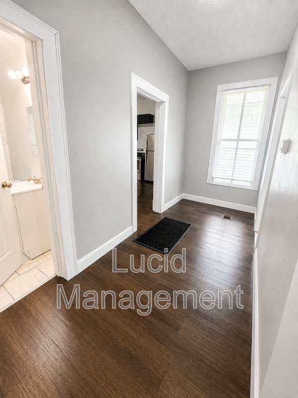420 Montana Avenue – photo 4