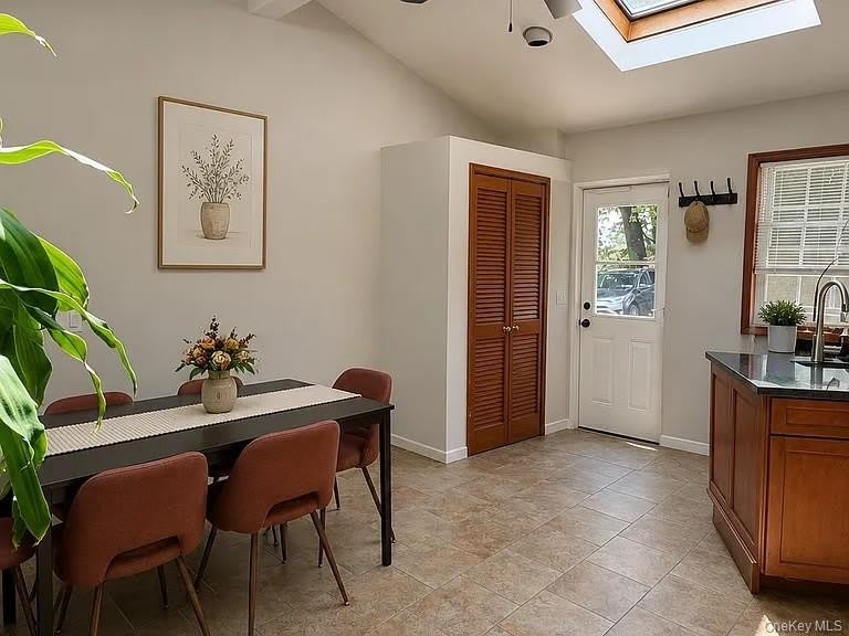 16 Oakridge Road – photo 2