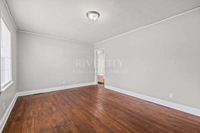 1232 Vaughn Road – photo 4
