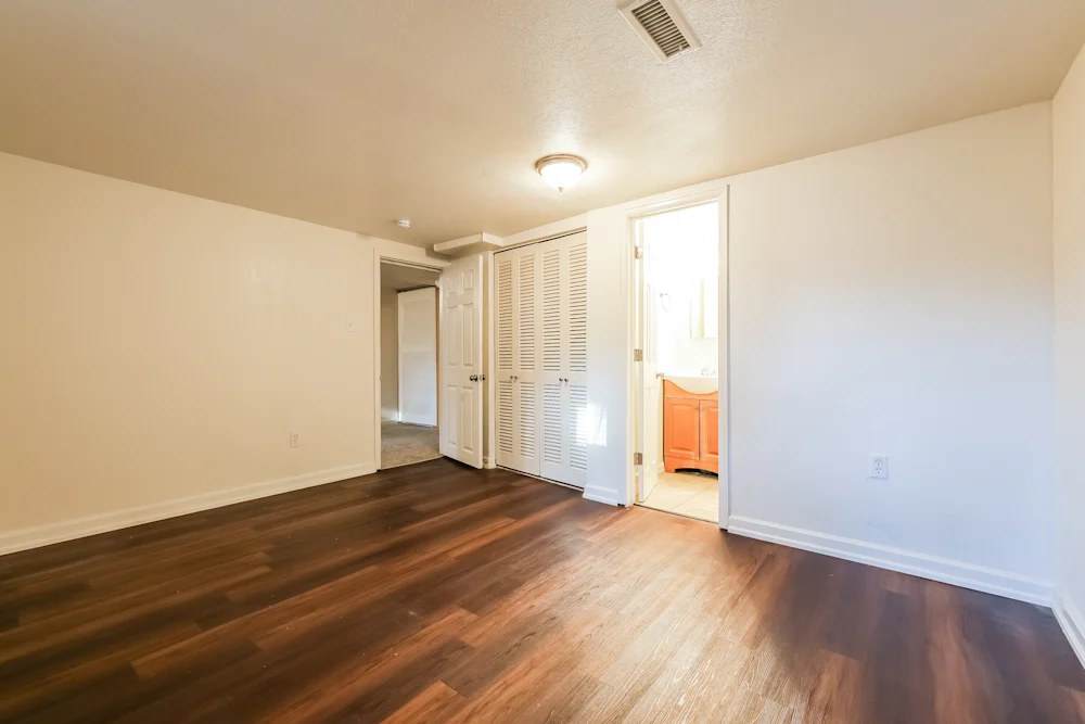 2041 Ironton St – photo 3