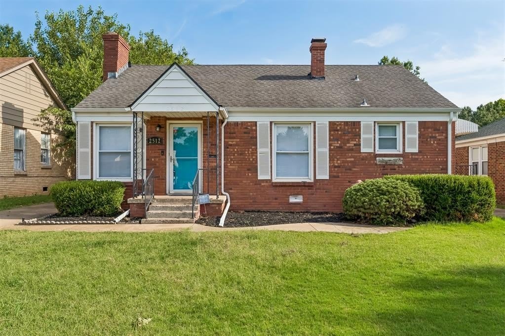 2512 NW 32nd Street – photo 1