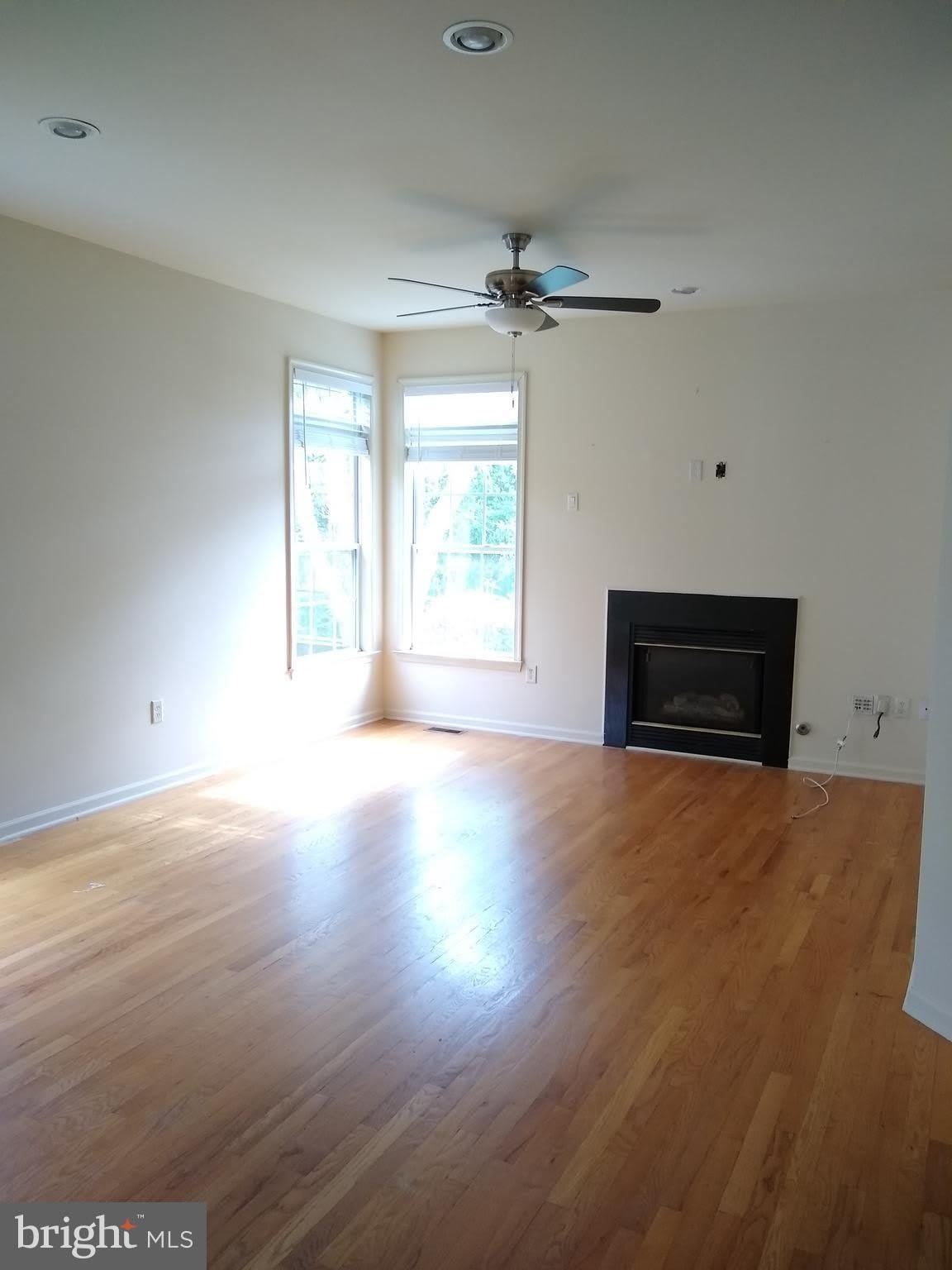 19 WORDSWORTH Court – photo 2