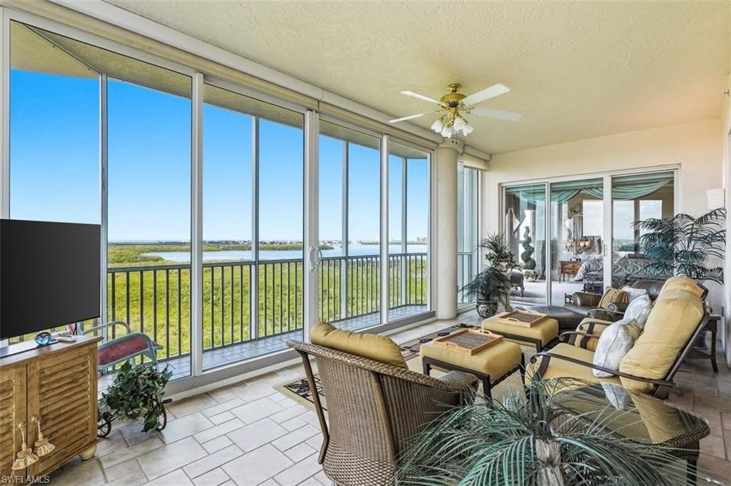 4801 Island Pond Ct – photo 3