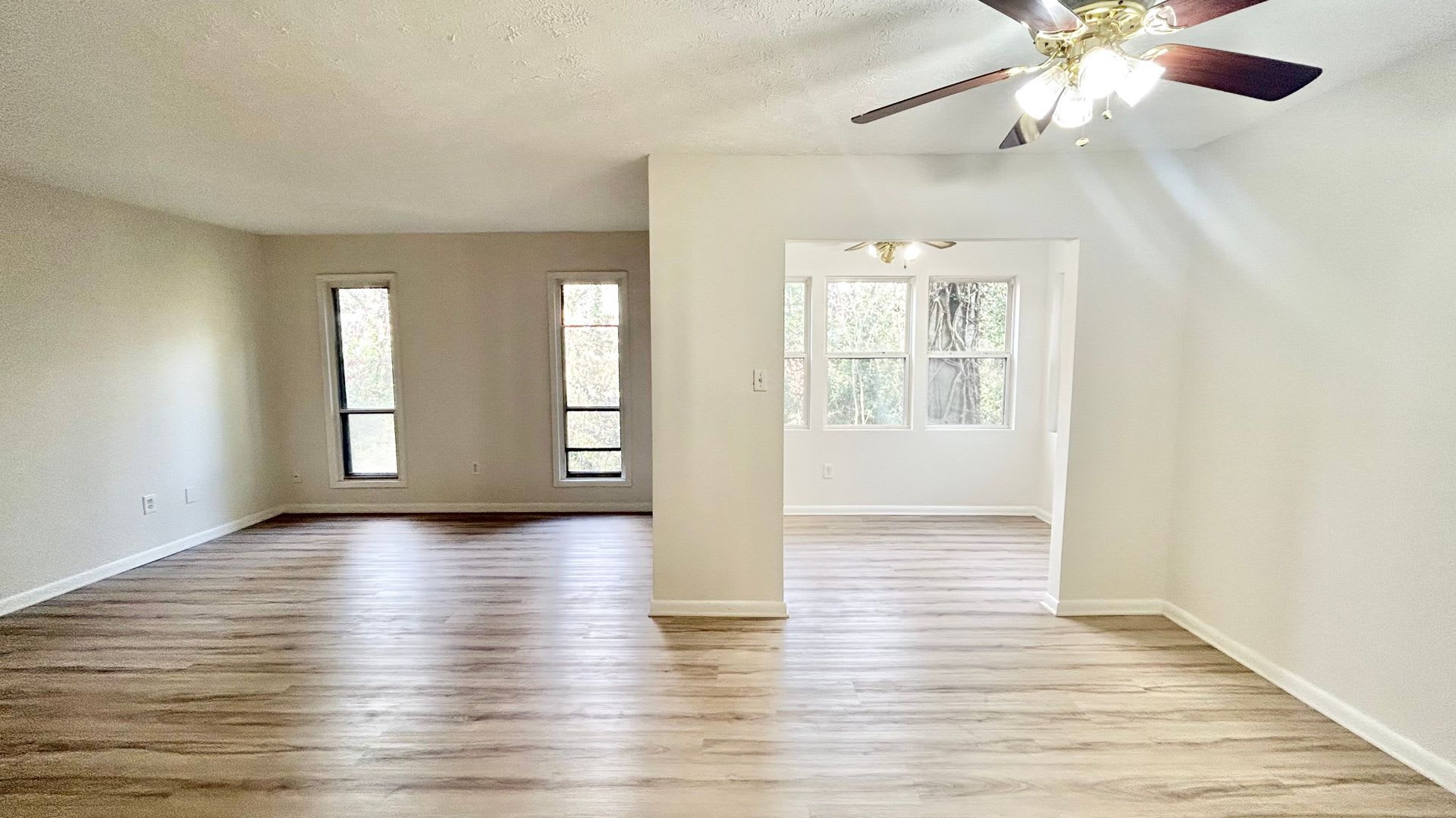 North Atlanta 1 Bed-1 Bath Condo, LVP Hardwoods, Sunroom/Office, Available NOW! – photo 4