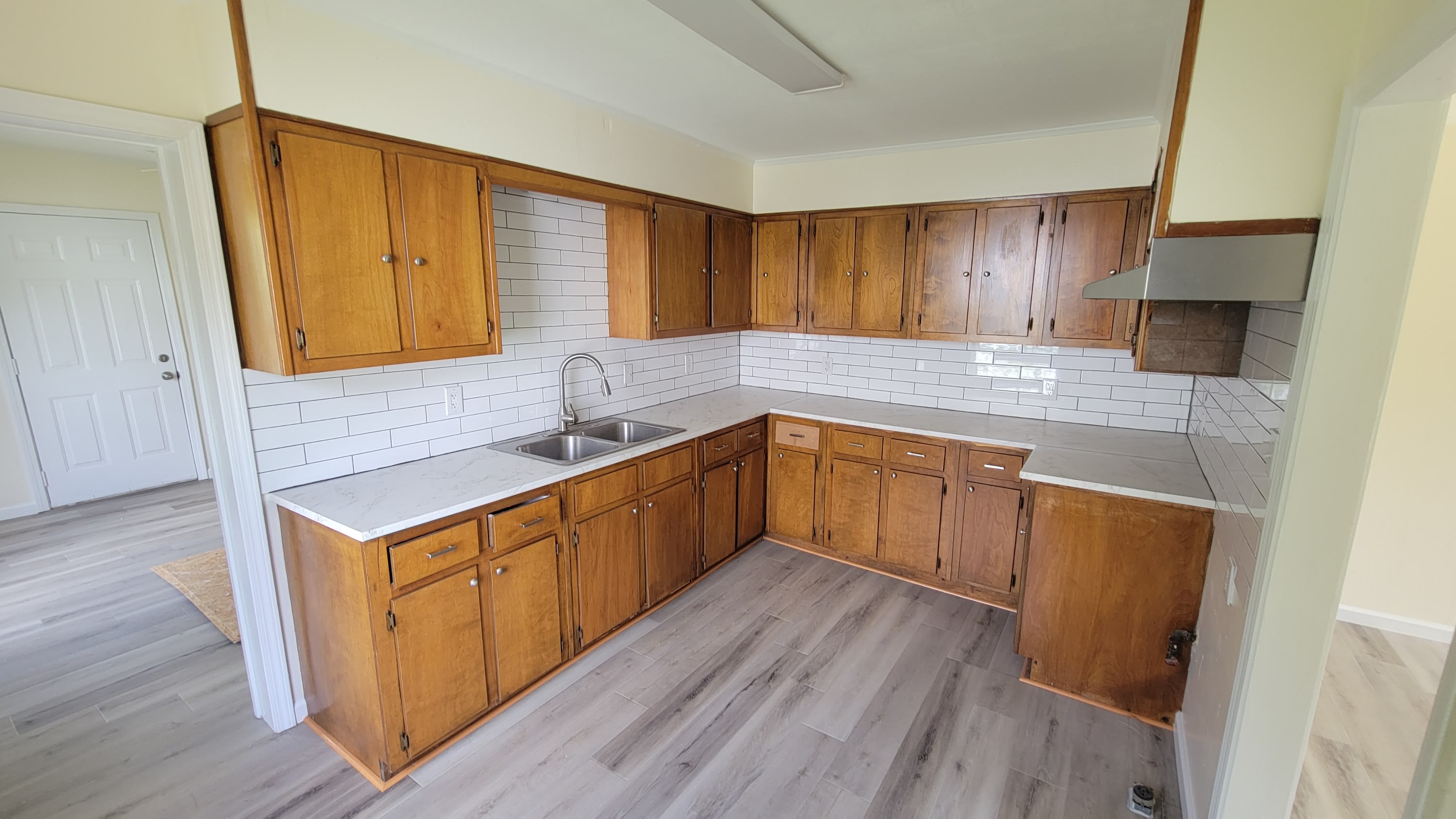 609 West 75Th Street – photo 3