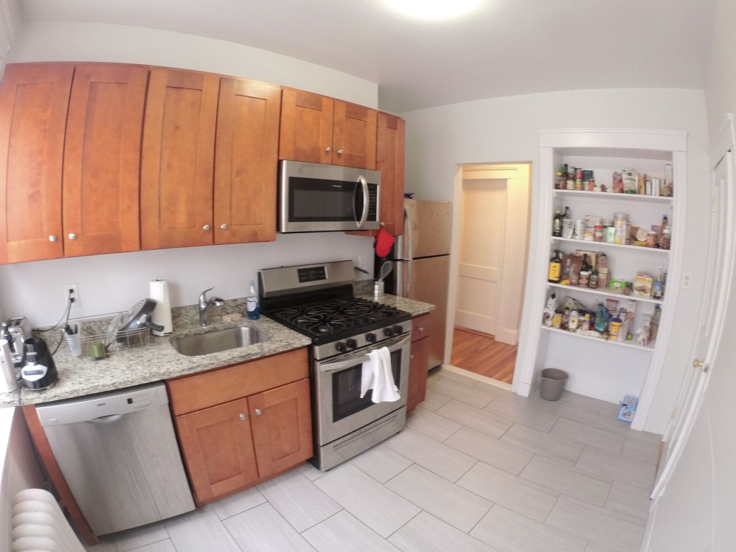 Charming 4 Bedroom-No Broker Fee – photo 4