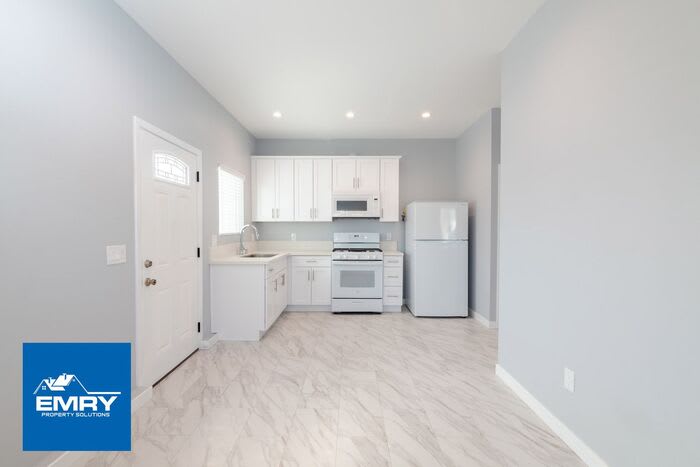 10624 Swinton Avenue – photo 1