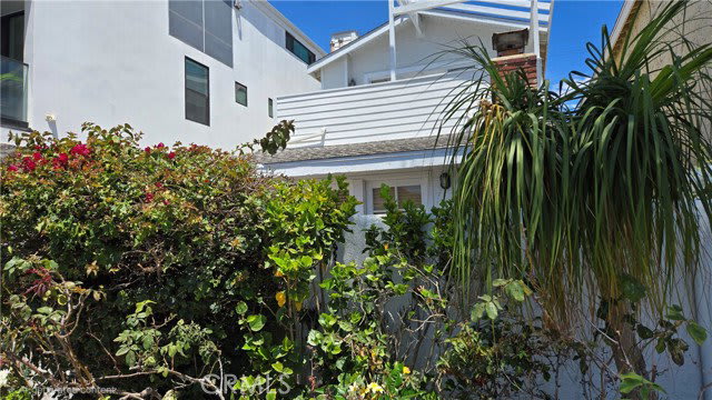 1812 West Balboa Boulevard – photo 1