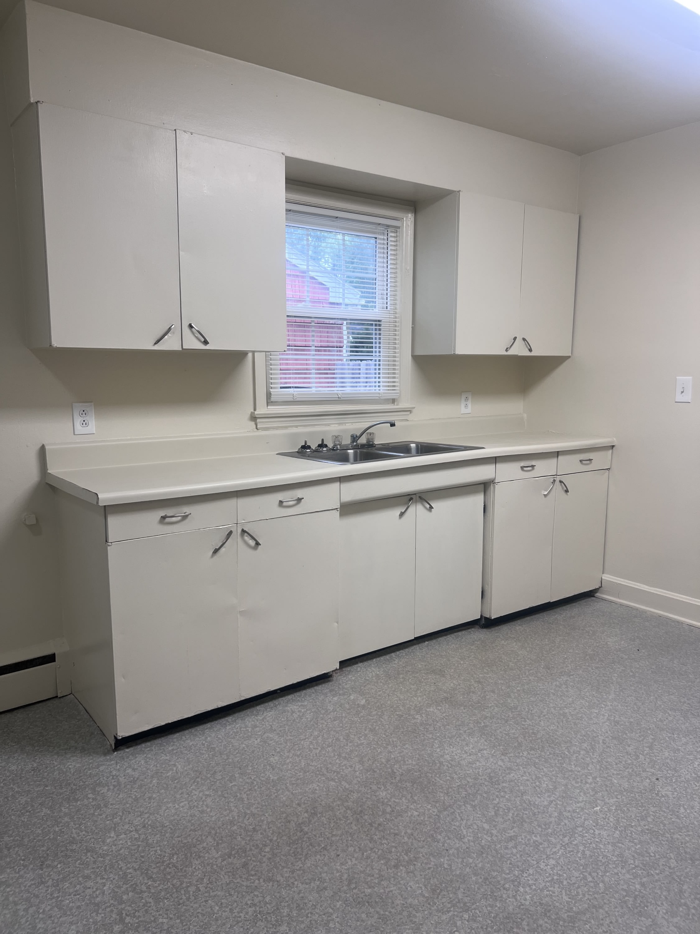 815 Spring Avenue – photo 4