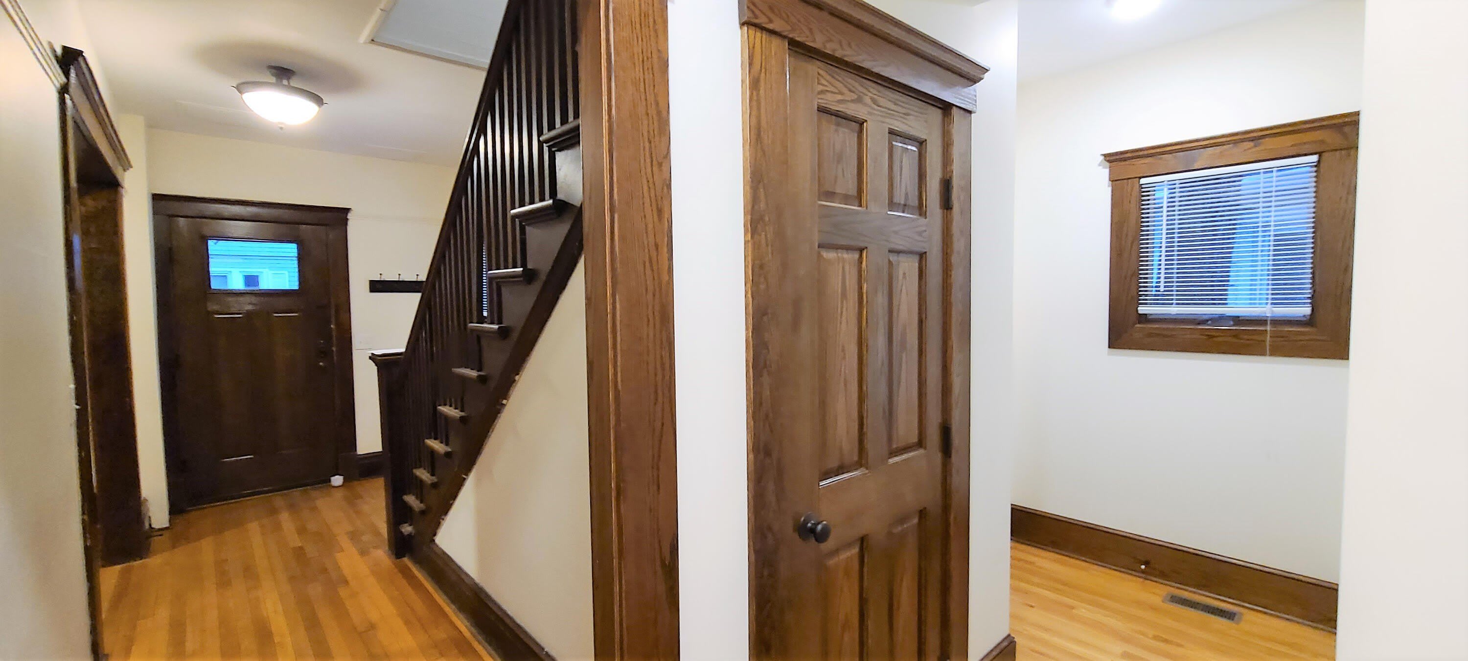 1319 Forest Court – photo 2