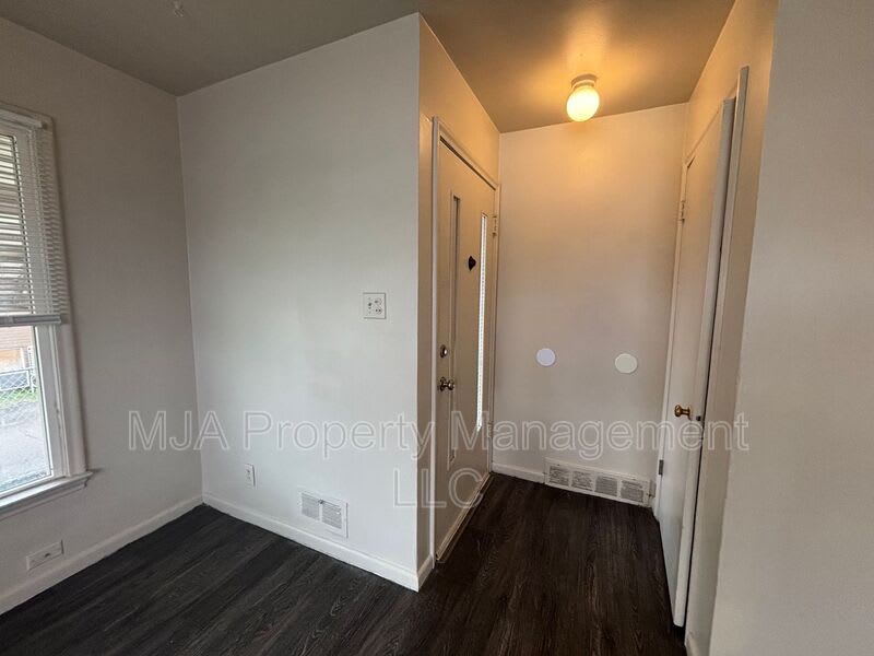 738 W Wasatch St – photo 4