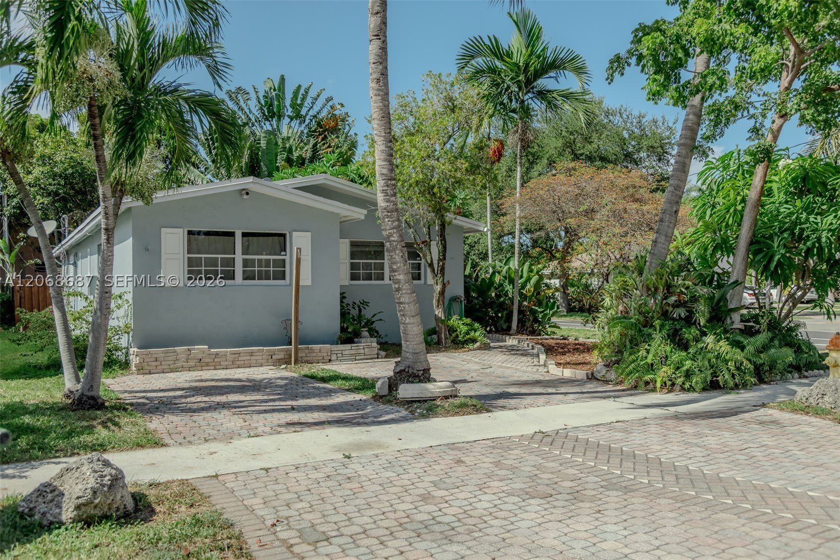 729 Ne 2Nd Ct – photo 5