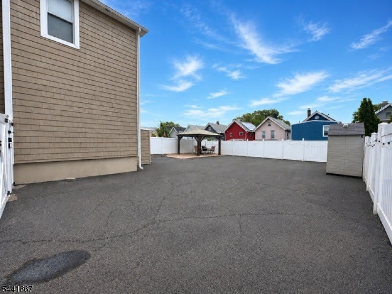 408 Forest St – photo 5